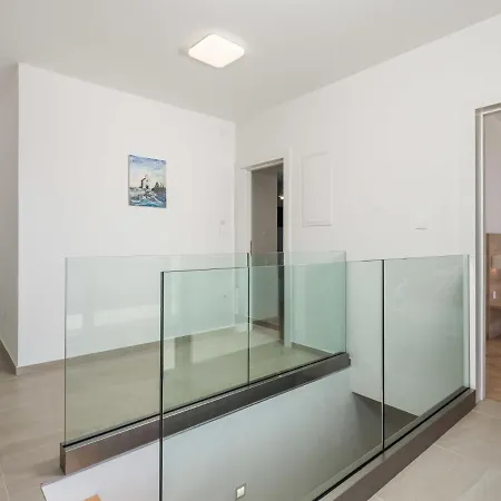 Villa Pinnidae By Interhome Lopar