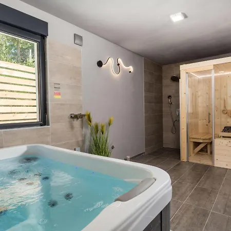 Pinnidae By Interhome לופאר