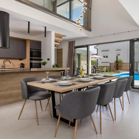 Pinnidae By Interhome Villa