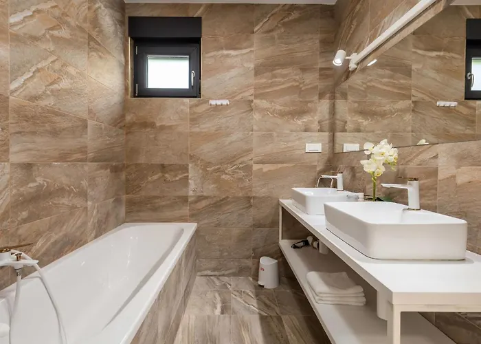 Pinnidae By Interhome فيلة