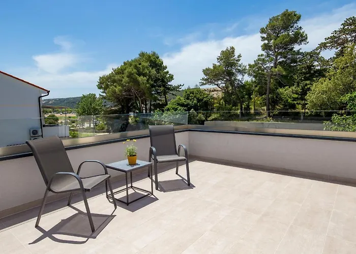 Pinnidae By Interhome فيلة