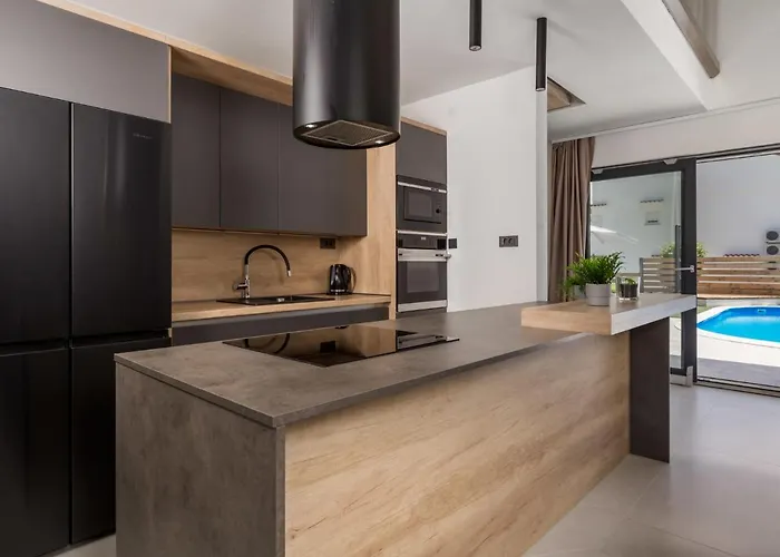 Villa Pinnidae By Interhome Lopar