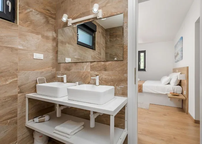 Pinnidae By Interhome Villa Lopar