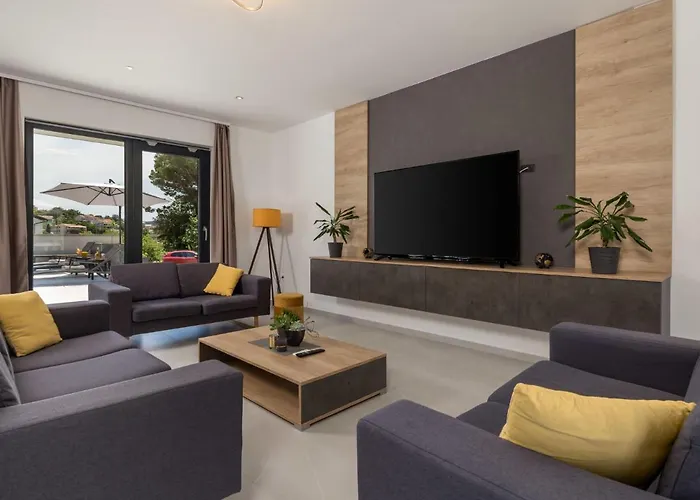 Pinnidae By Interhome Villa *