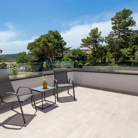 Pinnidae By Interhome Villa