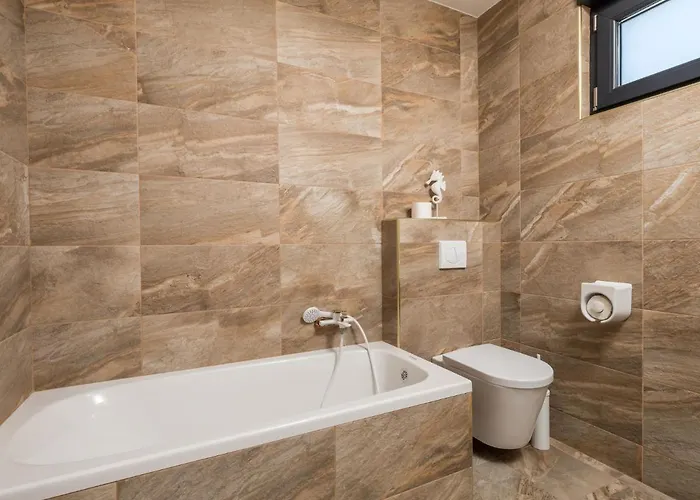 Willa Pinnidae By Interhome Lopar